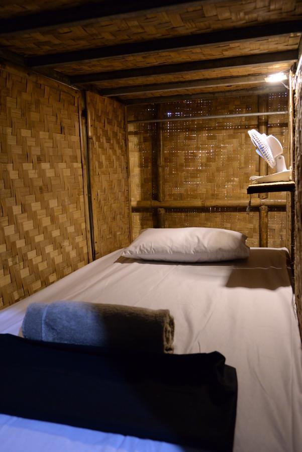 Хостел D'Jarwo House Batukaras Экстерьер фото