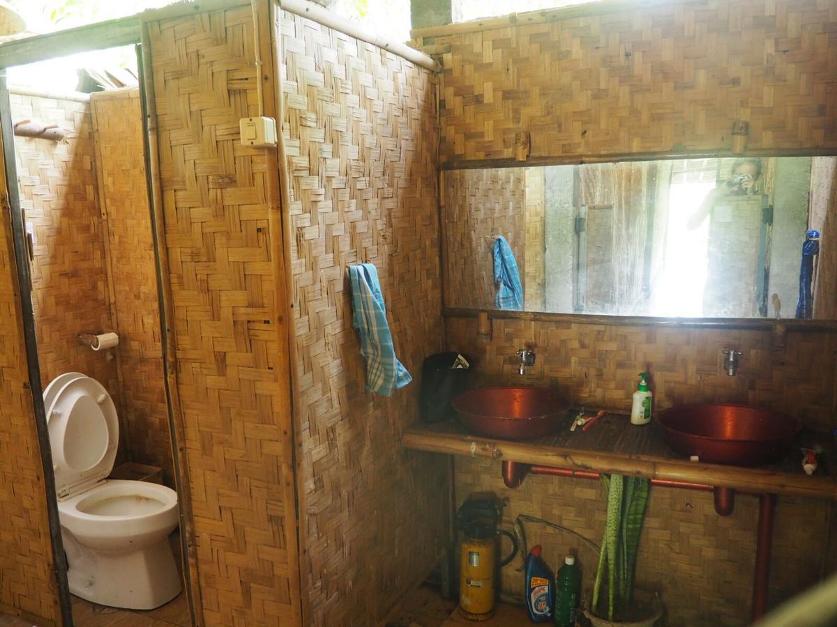 Хостел D'Jarwo House Batukaras Экстерьер фото